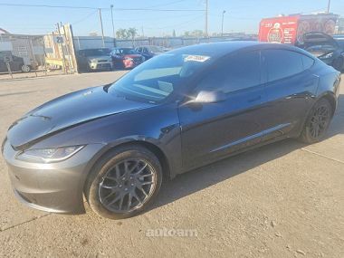 Tesla Model 3  2025 