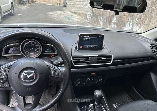 Mazda 3 2015 — photo 6