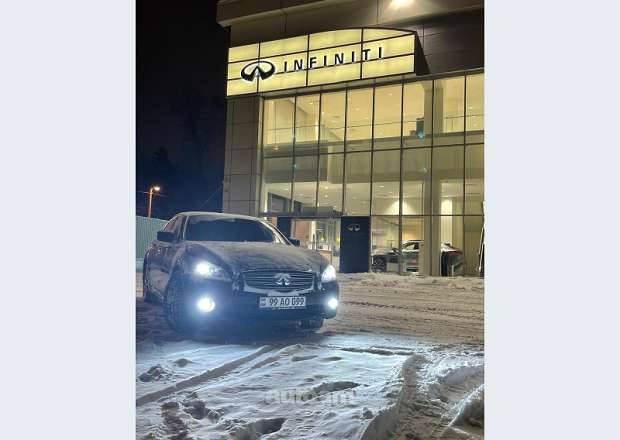 Infiniti M37 Sport 2010 — photo 11