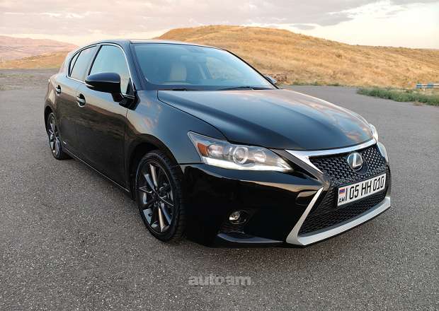 Lexus CT200h 2012 — photo 7