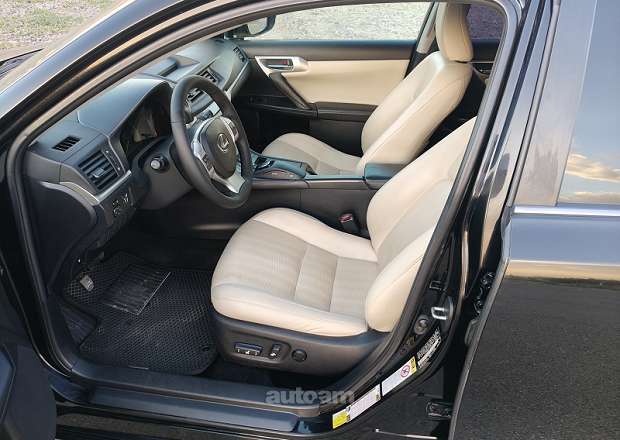 Lexus CT200h 2012 — photo 8