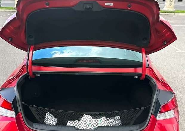Hyundai Elantra 2021 — լուսանկար 4