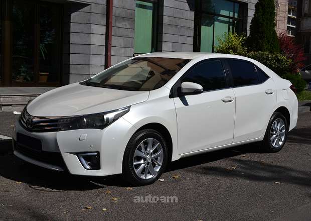 Toyota Corolla 2014 — լուսանկար 5
