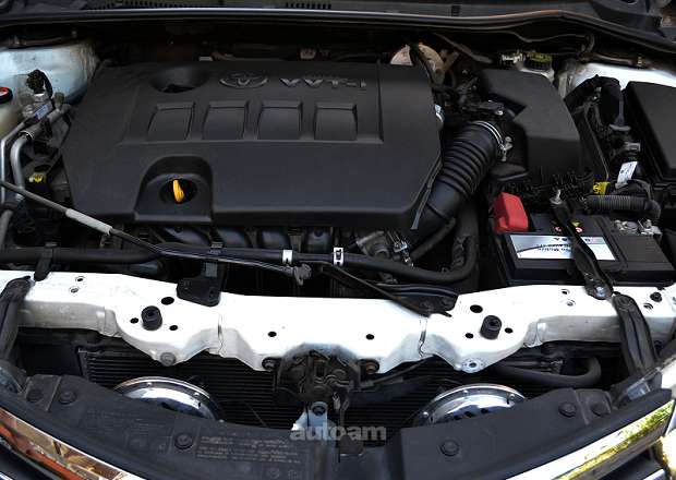 Toyota Corolla 2014 — լուսանկար 13