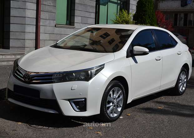 Toyota Corolla 2014 — լուսանկար 3