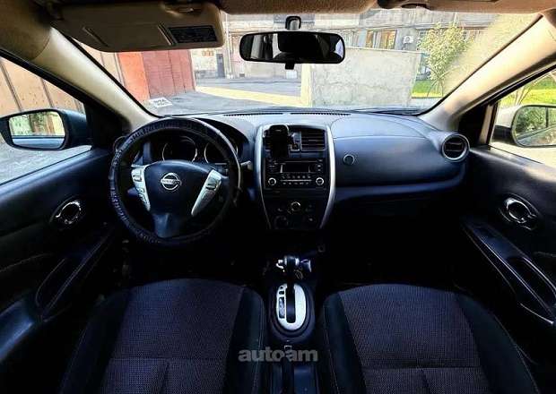 Nissan Versa 2017 — photo 4