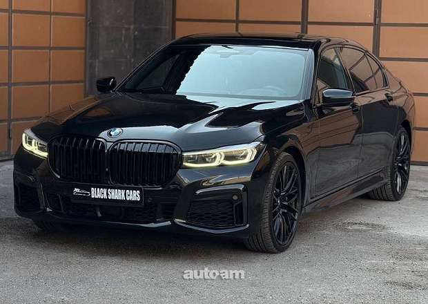 BMW 750 2022 — photo 2