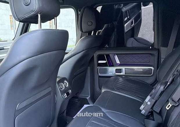 Mercedes-Benz G-Class 2019 — photo 10
