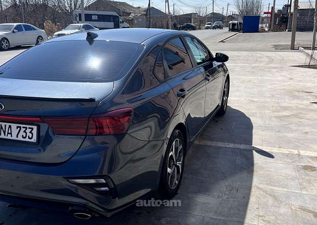 Kia Forte 2020 — լուսանկար 1