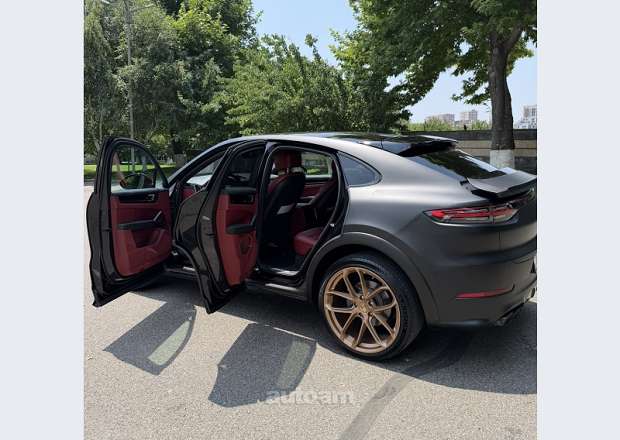 Porsche Cayenne Coupe 2020 — լուսանկար 6