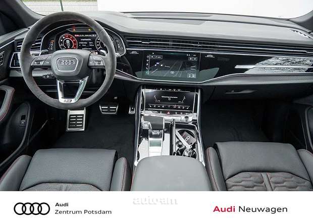 Audi RSQ8