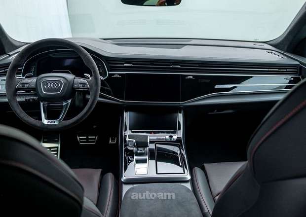 Audi RSQ8