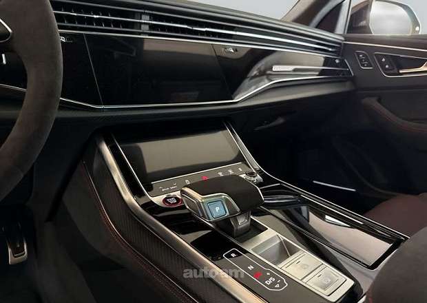 Audi RSQ8