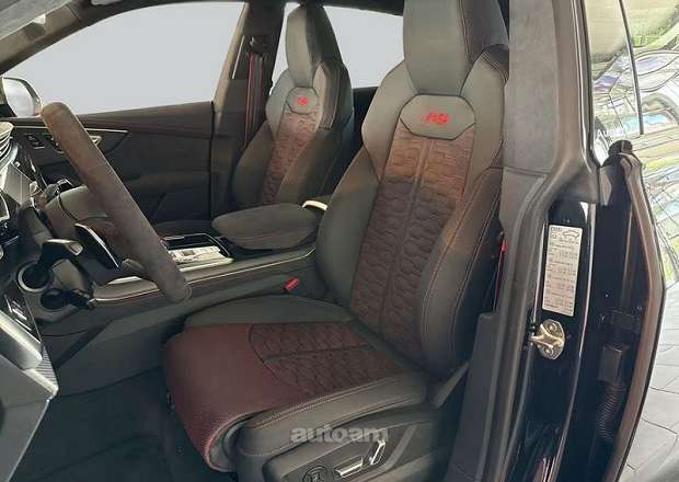 Audi RSQ8