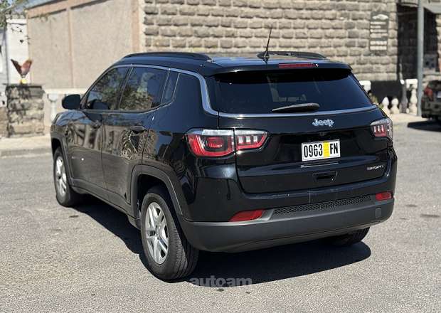 Jeep Compass 2020 — photo 13