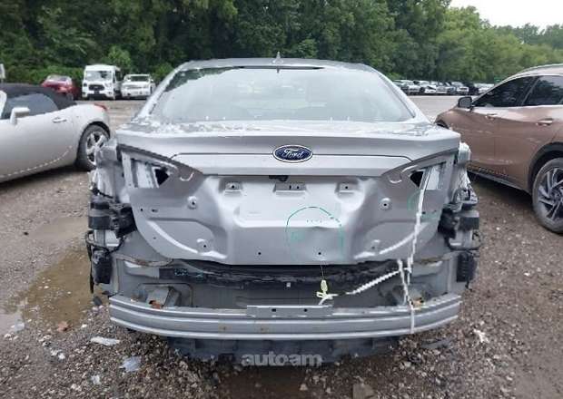 Ford Fusion 2020 — photo 3