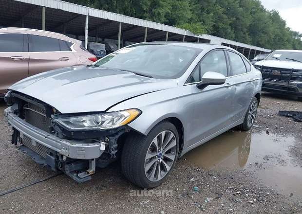 Ford Fusion 2020 — photo 1