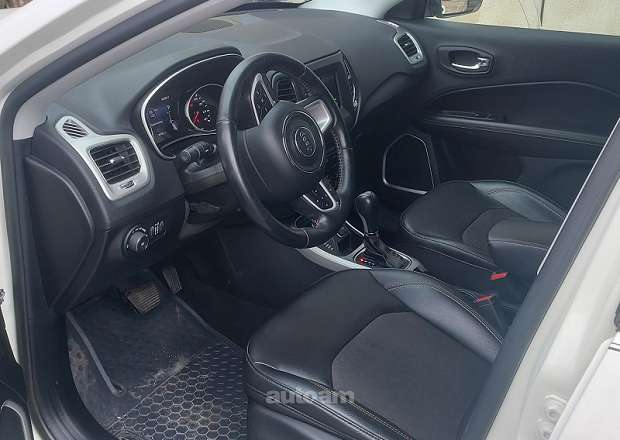 Jeep Compass 2020 — լուսանկար 3