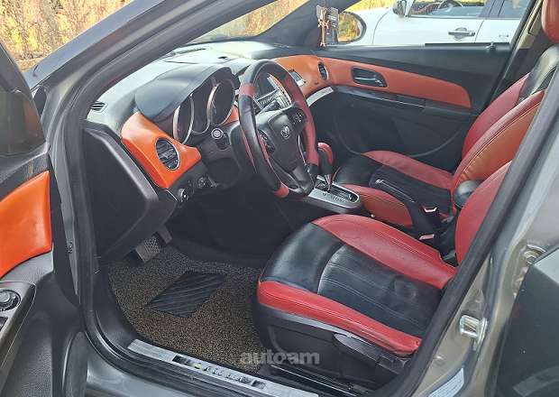 Chevrolet Cruze 2010 — photo 5