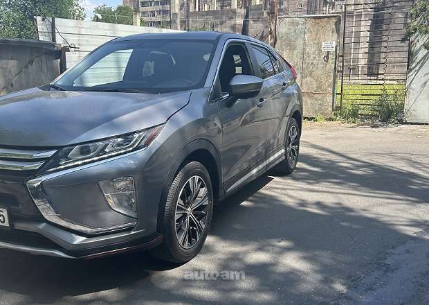 Mitsubishi Eclipse Cross 2018 — լուսանկար 1