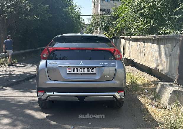 Mitsubishi Eclipse Cross 2018 — լուսանկար 5