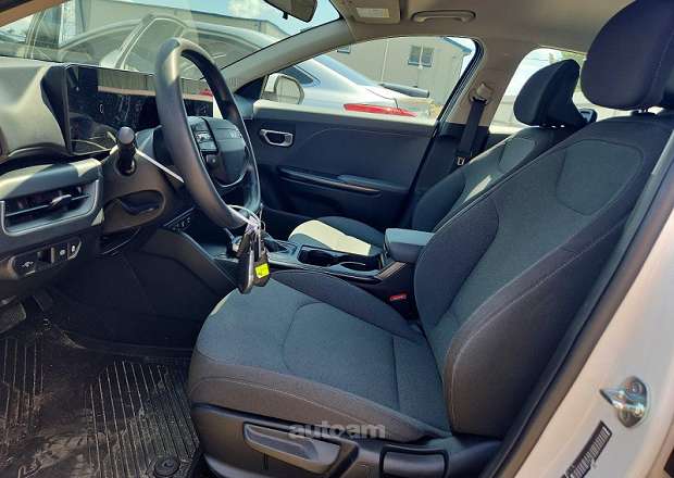 Kia K4