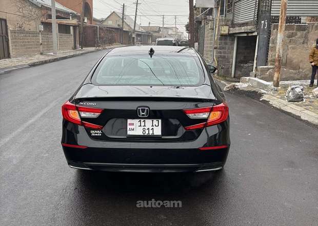 Honda Accord 2018 — լուսանկար 4