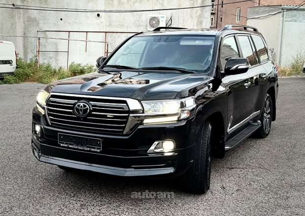Toyota Land Cruiser 200