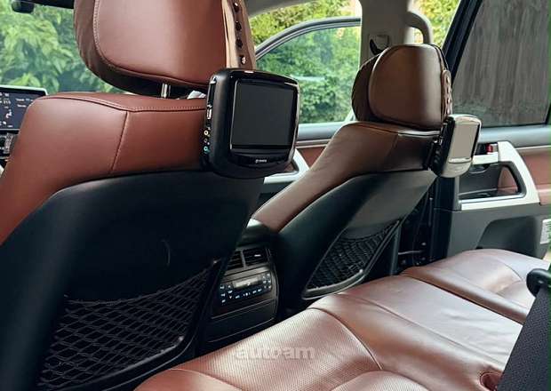 Toyota Land Cruiser 200