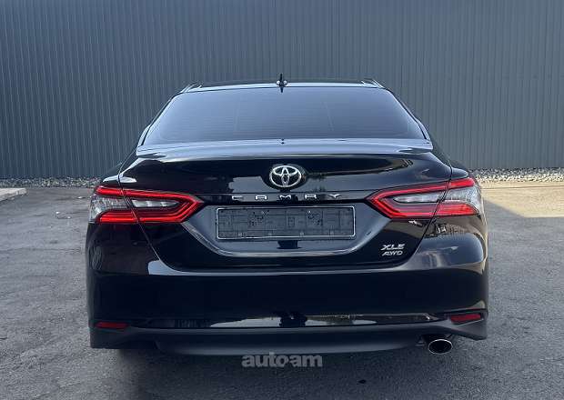 Toyota Camry 2021 — լուսանկար 4