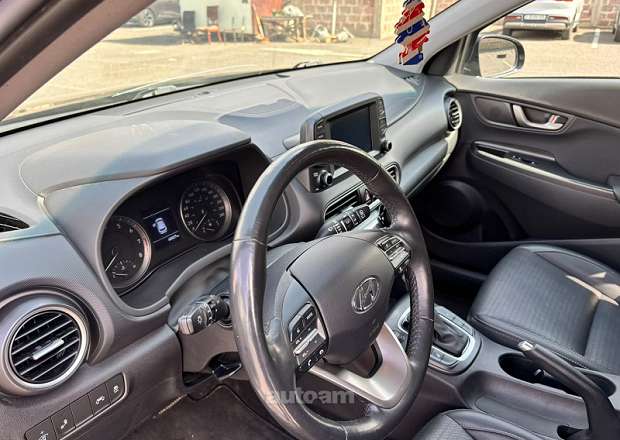 Hyundai Kona 2019 — լուսանկար 12