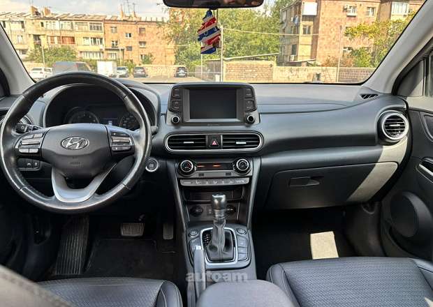 Hyundai Kona 2019 — լուսանկար 11