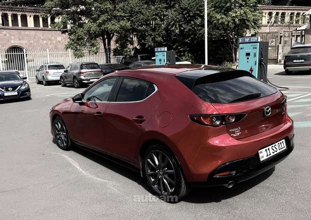 Mazda 3 2019 — լուսանկար 3