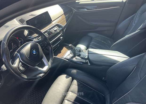 BMW 530