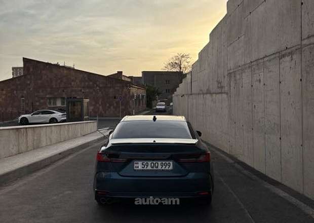 Toyota Camry 2025 — լուսանկար 2