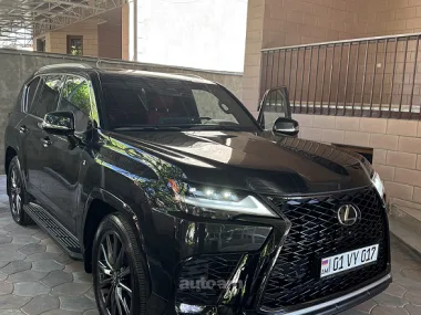 Lexus LX 600, 2025