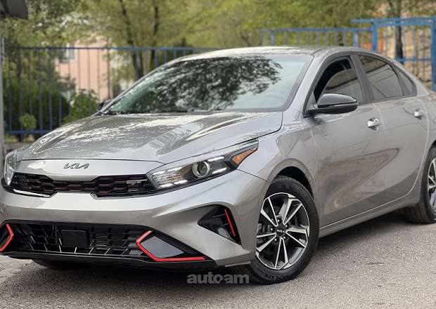 Kia Forte 2023 — լուսանկար 1