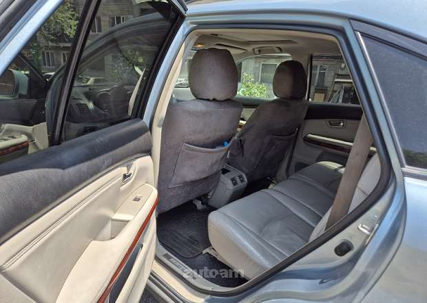 Lexus RX 330