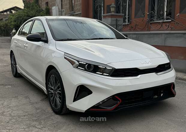 Kia Forte 2022 — լուսանկար 2