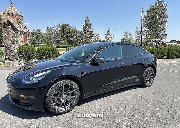 Tesla Model 3 2021 — photo 2