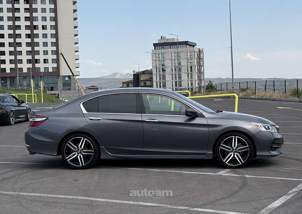 Honda Accord 2017 — фото 6
