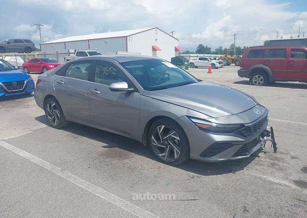 Hyundai Elantra 2024 — լուսանկար 8