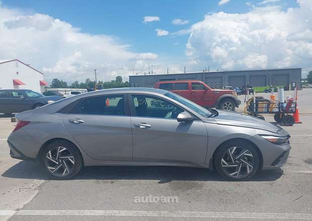 Hyundai Elantra 2024 — լուսանկար 1