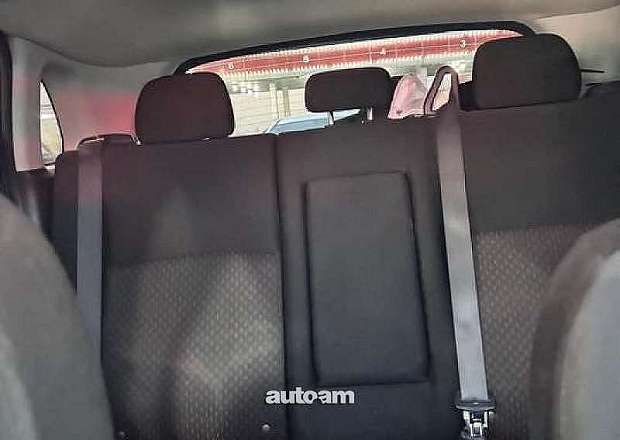 Mitsubishi Outlander 2018 — լուսանկար 9
