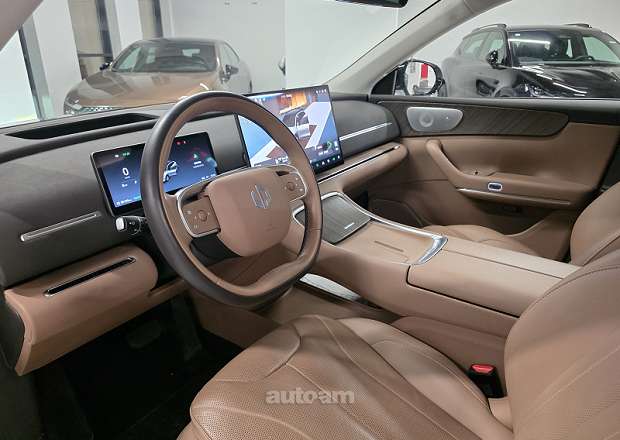 Leapmotor C11