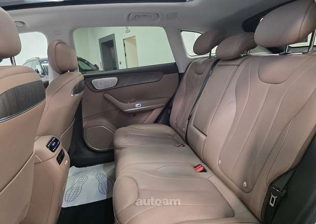Leapmotor C11