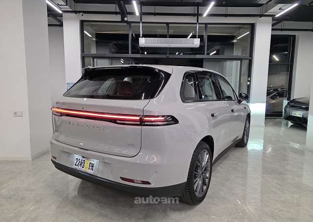Leapmotor C10