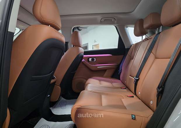Leapmotor C10