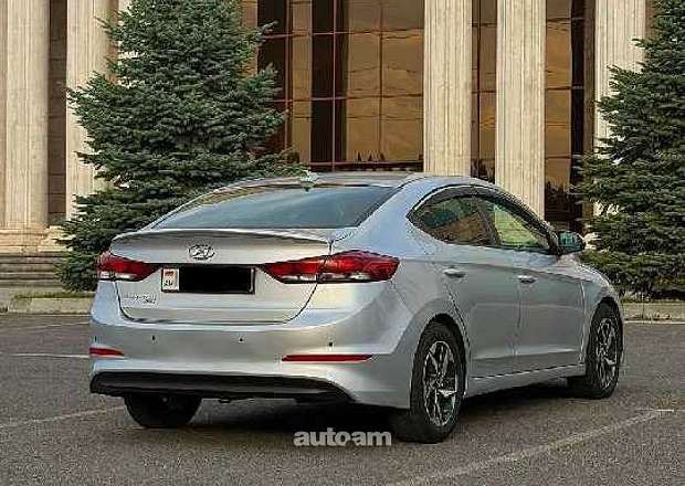 Hyundai Elantra 2017 — լուսանկար 5