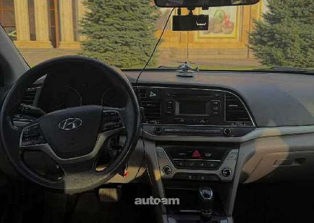 Hyundai Elantra 2017 — լուսանկար 6